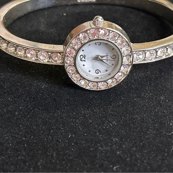 Avon- Elegant Silver Crystal-Studded Women's Watch - Picture 2 of 5